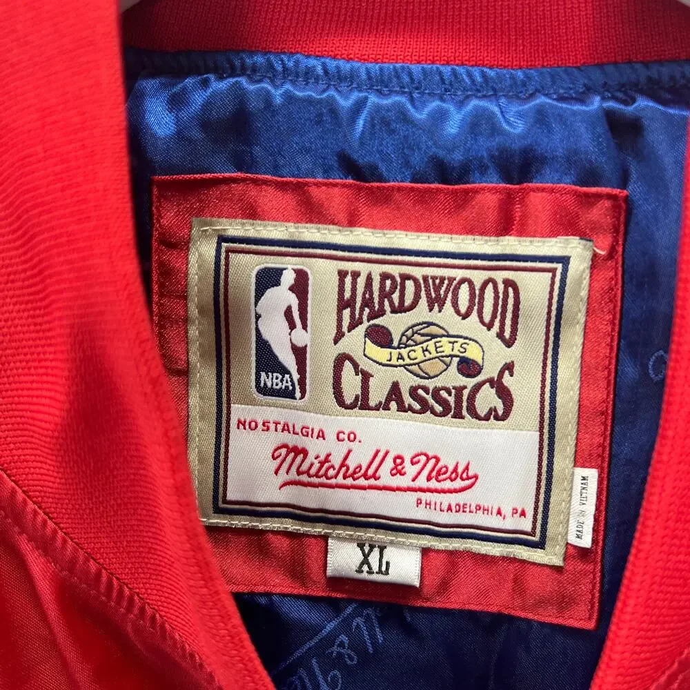 Hardwood Classics Mitchell & Ness Jacket Red White Blue Size XL Satin Pistons